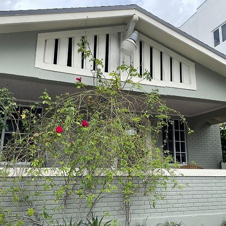 Cozy Room In The Heart Of Little Havana ميامي المظهر الخارجي الصورة