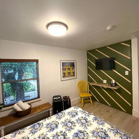 Cozy Room In The Heart Of Little Havana ميامي المظهر الخارجي الصورة