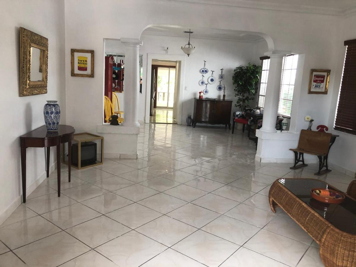 Cozy Room In The Heart Of Little Havana ميامي المظهر الخارجي الصورة